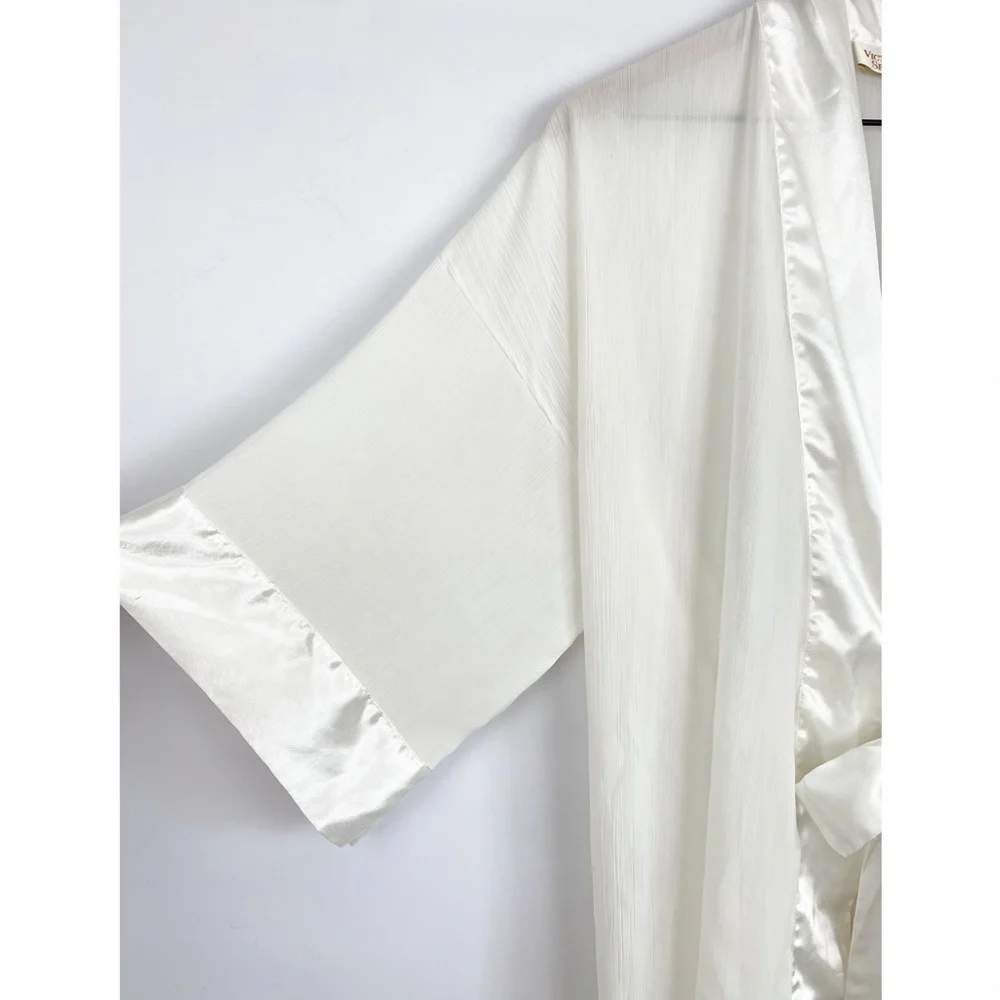 Vintage Victoria's Secret‎ Gold Label Sheer Wrap Robe, Ivory - One Size
